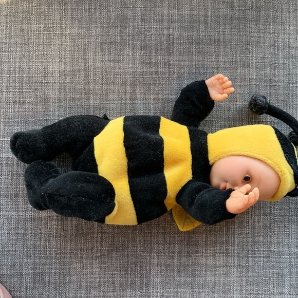 Anne Geddes baby bee doll - Picture 4 of 5